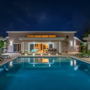 Villa Residencial Casa Linda